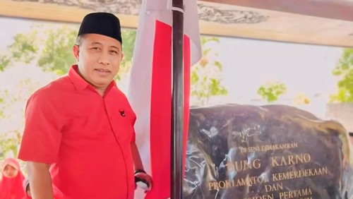 Sekretaris PDIP NTB yang juga anggota DPRD NTB Lalu Budi Suryata.