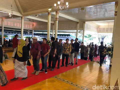 Suasana open house di Kompleks Kepatihan, Kota Jogja, DIY, Selasa (16/4/2024).