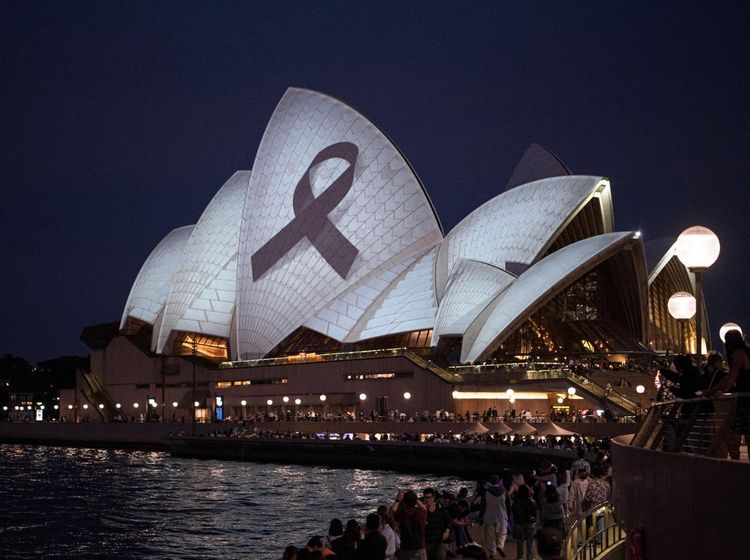 Sydney Opera House Diterangi Pita Hitam Peringati Penikaman Massal