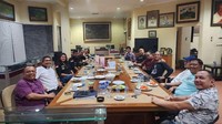Ia juga pernah terlihat makan bersama teman-teman. Mulai dari menikmati nasi dan aneka lauk, serta beberapa camilan. Foto: Instagram @zanzabellaa