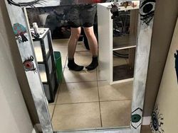 Tingkah Kocak Penjual Cermin di Online, Effort Banget