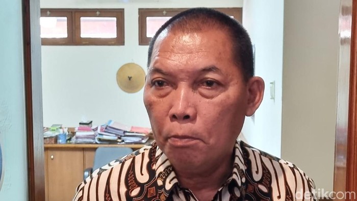 Wakil Wali Kota Solo Teguh Prakosa saat ditemui di Balai Kota Solo, Selasa (16/4/2024).