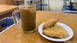 Makan Bakmi Goreng Ditemani Es Kopi yang Nikmat di Warkop Ini