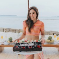 Tepat pada 14 Apri 2024 Wulan Guritno resmi berulang tahun yang ke-43. Meski sudah berkepala 4 namun ibu 3 orang itu tetap tampil cantik dan menawan bak masih ABG. Foto: Instagram/@wulanguritno