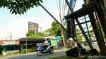 Awas Gaes, Ada Tiang Miring di Pondok Cabe Tangsel