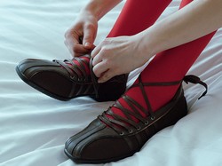 Balletcore Jadi Tren, Ini 7 Ballet Sneakers dari Brand Korea Hingga Lokal