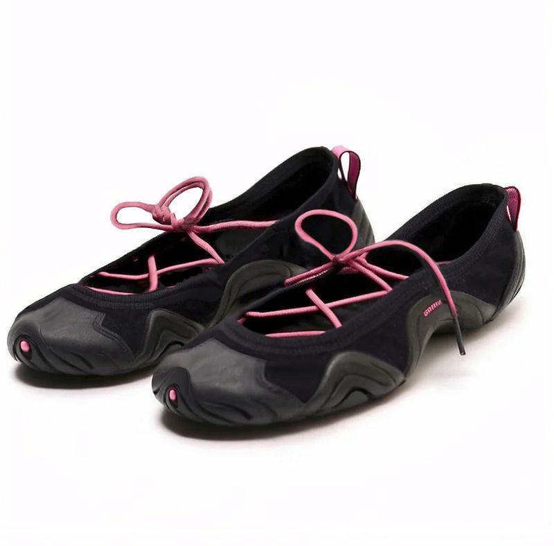 Ballet sneakers