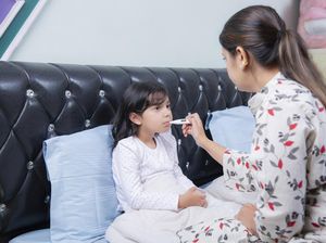 10 Ciri Demam karena Kecapekan pada Anak dan Kapan Harus Diwaspadai