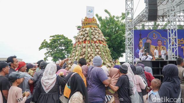 Festival Kupatan Tanjung Kodok 2024