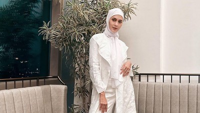 10 Foto Penampilan Terbaru Paula Verhoeven Mantap Pakai Hijab, Banjir Pujian