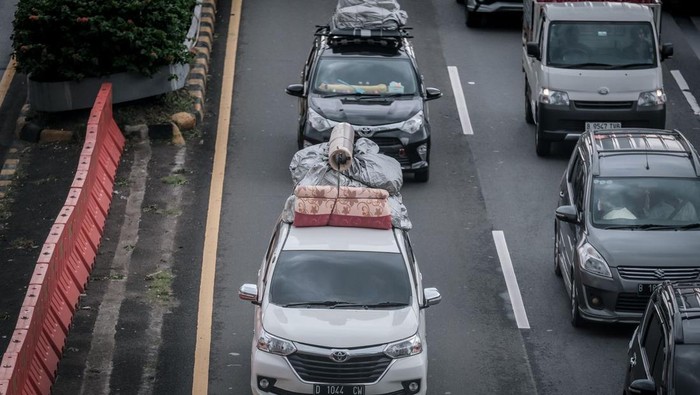 Survei KedaiKOPI: 60,1% Pemudik Puas One Way dan Contraflow