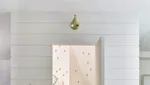 Inspirasi 10 Tampilan Kamar Tidur Usai Dipasang Wall Panel, Mewah Seperti di Hotel
