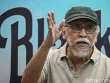 Iwan Fals Ramaikan Tribute to Black Brothers Iwan Fals Ramaikan Tribute to Black Brothers