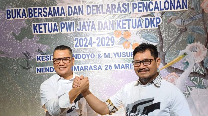 Kesit Budi Handoyo dan  Dr Theo Muhamad Yusuf