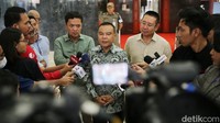 Ketua Harian DPP Partai Gerindra Sufmi Dasco Ahmad memberikan keterangan pers di Gedung DPR RI, Jakarta, Rabu (17/4/2024). Dasco memastikan presiden terpilih Prabowo Subianto dan Ketua Umum PDIP Megawati Soekarnoputri akan bertemu setelah Mahkamah Konstitusi (MK) memutuskan perkara perselisihan hasil pemilihan (PHPU) atau sengketa hasil Pilpres 2024.