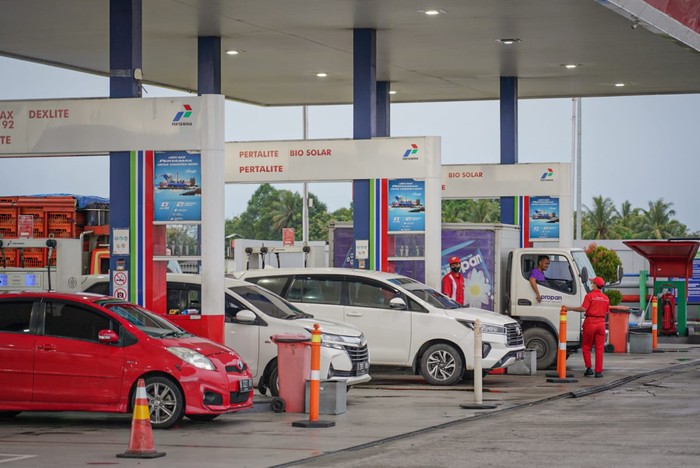 Konsumsi BBM saat arus mudik dan balik meningkat