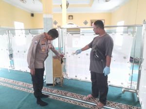 Kepergok Bongkar Kotak Amal, Pemuda Banyumas Diamankan Sebelum Dimassa