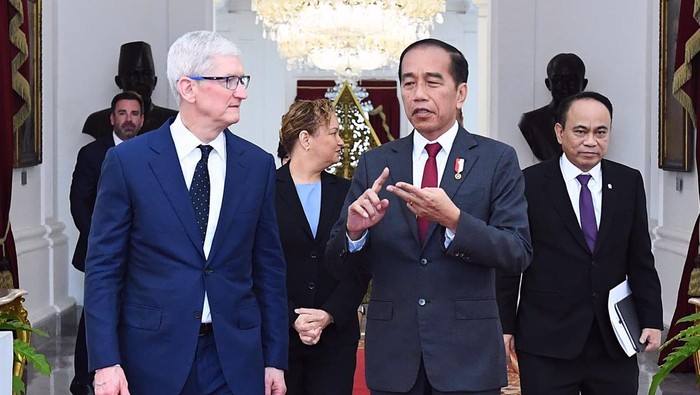 Hasil Lawatan Bos Apple ke Jokowi dan Prabowo
