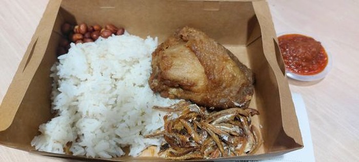 nasi lemak mahal, dua porsi sampai Rp 200 ribu