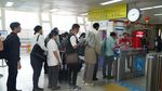 Potret LRT Jabodebek Diserbu Penumpang Saat Libur Lebaran