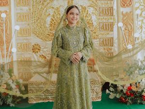 Momen Pengajian-Siraman Putri DA Jelang Dinikahi Anak Pengusaha Batu Bara