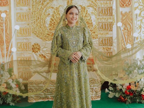 Momen Pengajian-Siraman Putri DA Jelang Dinikahi Anak Pengusaha Batu Bara
