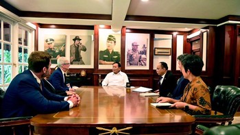 Tim Cook menyampaikan rencana investasi dan Akademi Apple di Indonesia. Sebagai informasi, Tim Cook direncanakan akan meresmikan Apple Developer Academy yang ke-4 di Bali. Foto: Biro Humas Kominfo