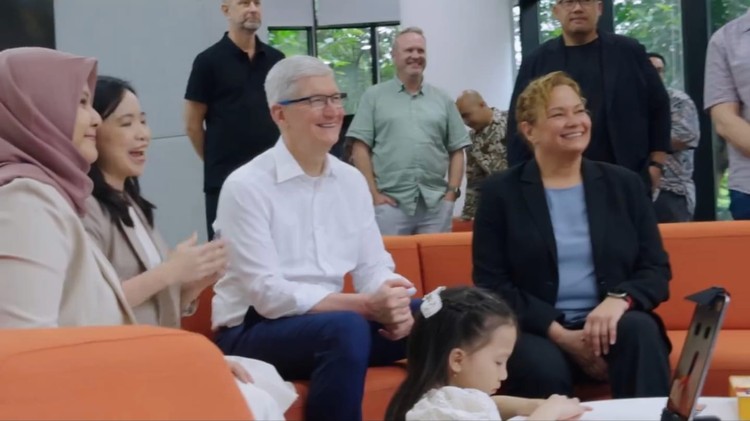 Tim Cook di Apple Developer Academy
