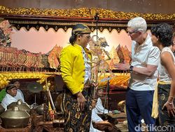 Tim Cook Healing di Museum Wayang