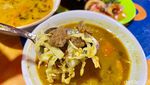 Maknyus! Tongseng Kambing Muda Dimasak di Tungku Arang