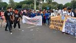 Aksi Mahasiswa Dukung Keputusan MK