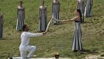 Bagaimana Api Awal untuk Obor Olimpiade Dinyalakan? Ini Potretnya