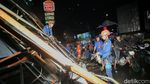 Angin Kencang di Sawangan Depok Bikin Baliho Roboh