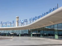 Dubai Berkabut, 2 Bandara Dubai Terganggu
