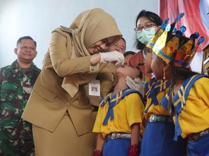 Aksi Blusukan Bupati Eistianah demi Pastikan Anak-anak di Demak Bebas Polio