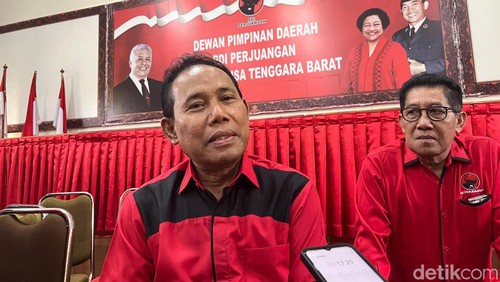 Bupati Sumbawa Barat Musyafirin saat ditemui di Kantor DPD PDIP NTB, Mataram, Kamis (18/4/2024). (Lalu Helmy Akbar/detikBali)