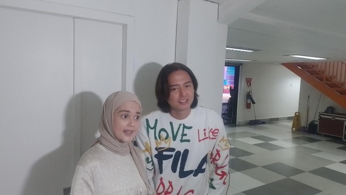 Cut Meyriska dan Roger Danuarta
