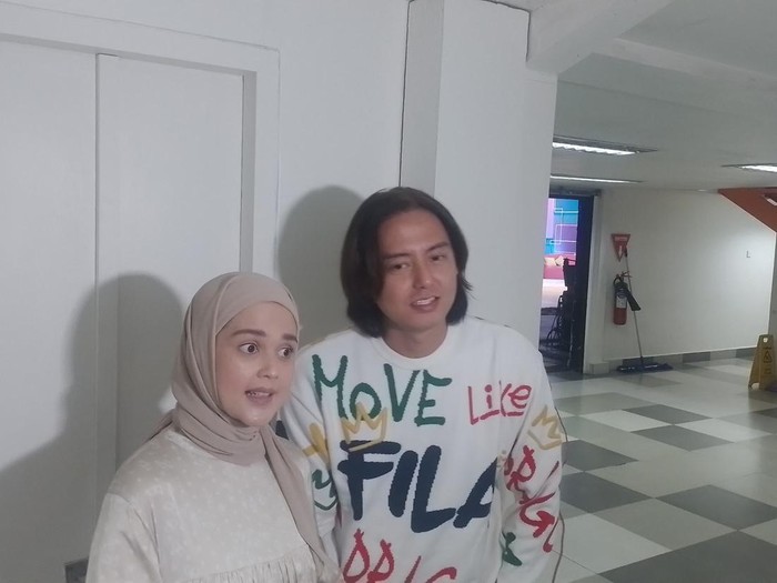 Cut Meyriska dan Roger Danuarta