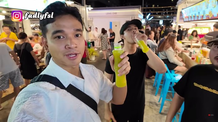 Fadly Faisal kulineran di Bangkok Fadly Faisal kulineran di Bangkok