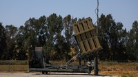 Pemandangan baterai anti-rudal Iron Dome, dekat Ashkelon, di Israel Selatan, Rabu (17/4/2024). (REUTERS/Hannah McKay)  