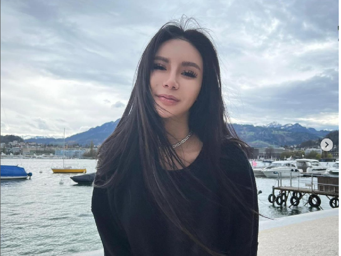 Kim Lim, Sosialita Singapura