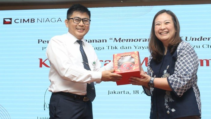 Kolaborasi CIMB Niaga dan Buddha Tzu Chi Permudah Donasi melalui OCTO Mobile