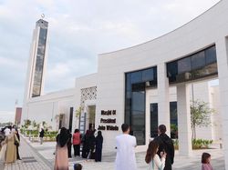 Lebaran di Abu Dhabi dan Cerita WNI Salat Id Pertama di Masjid Jokowi