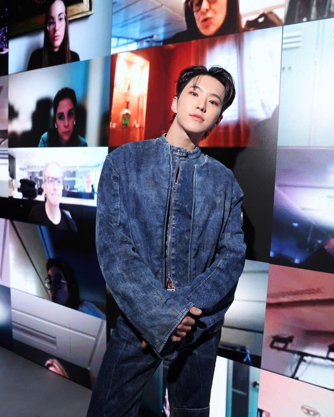 Idol berzodiak Gemini satu ini dikenal sebagai all rounder yang lahir pada 15 Juni 1996. Dia tergabung dalam dua sub unit grup KPop SEVENTEEN, BSS dan Hoshi x Woozi. Hoshi dipercaya menjadi global ambassador untuk brand d’Alba dan NARS. Foto: Instagram/@ho5hi_kwon