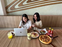 Makan di Restoran Pizza Ini Kini Lebih Praktis dan Hemat
