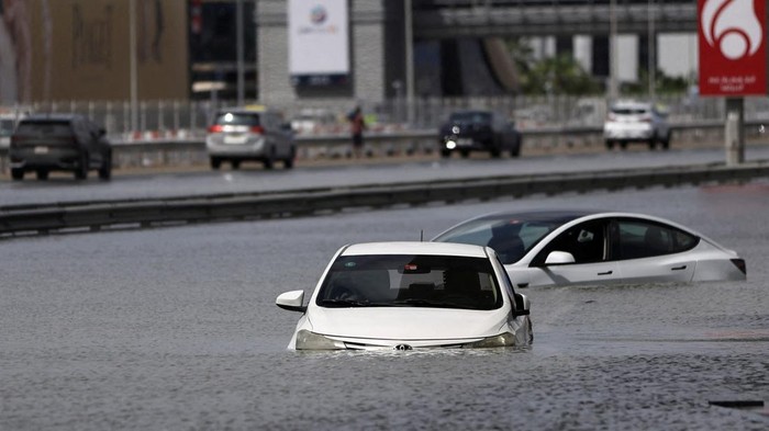 6 Fakta Banjir di Dubai yang Langka Termasuk Penyebabnya