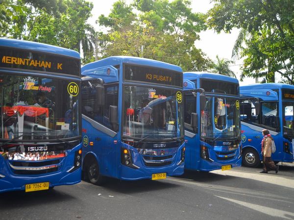 Penampakan 10 Armada Baru Bus Trans Padang