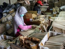 Wow! Sumpit dari Limbah Kayu Ini Tempus Pasar Ekspor