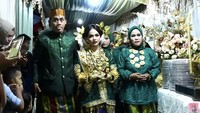 Putri DA atau Putri Isnari menjalani acara adat Bugis, yakni Mappacci pada Rabu (17/4/2024) malam jelang pernikahan yang akan digelar Sabtu (20/4). Foto: dok. Channel YouTube Putri Isnari