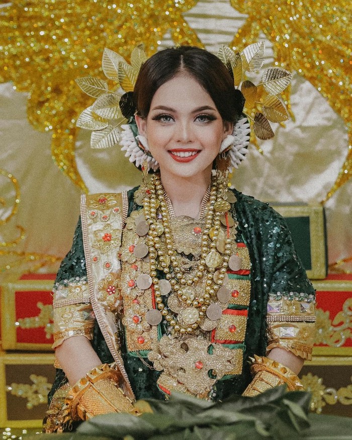 Putri DA Putri DA